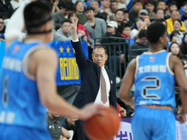 星空体育app下载-北京首钢VS浙江男篮！许利民出奇制胜，斯佩尔曼复出，央视直播